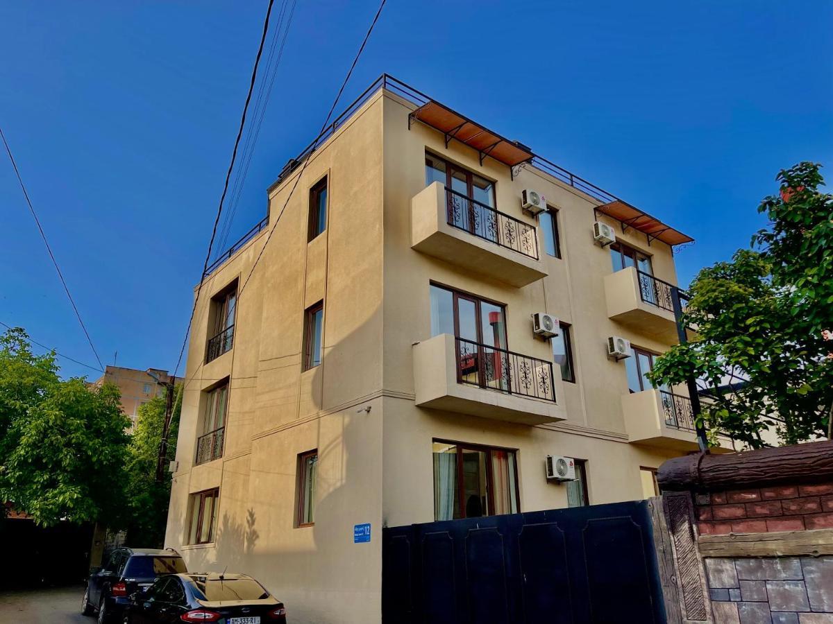 Myfamily Hotel Tbilisi Bagian luar foto